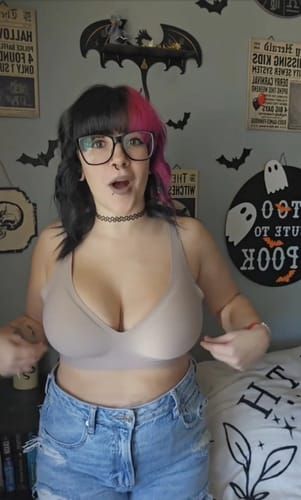 Clara B
